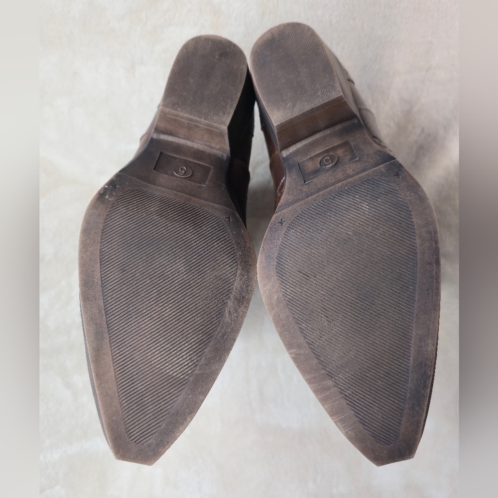 Brown Cowgirl Boots - Picture 9 of 16